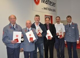 Würzburger Malteser ehren treue Mit-glieder und besonderes Engagement